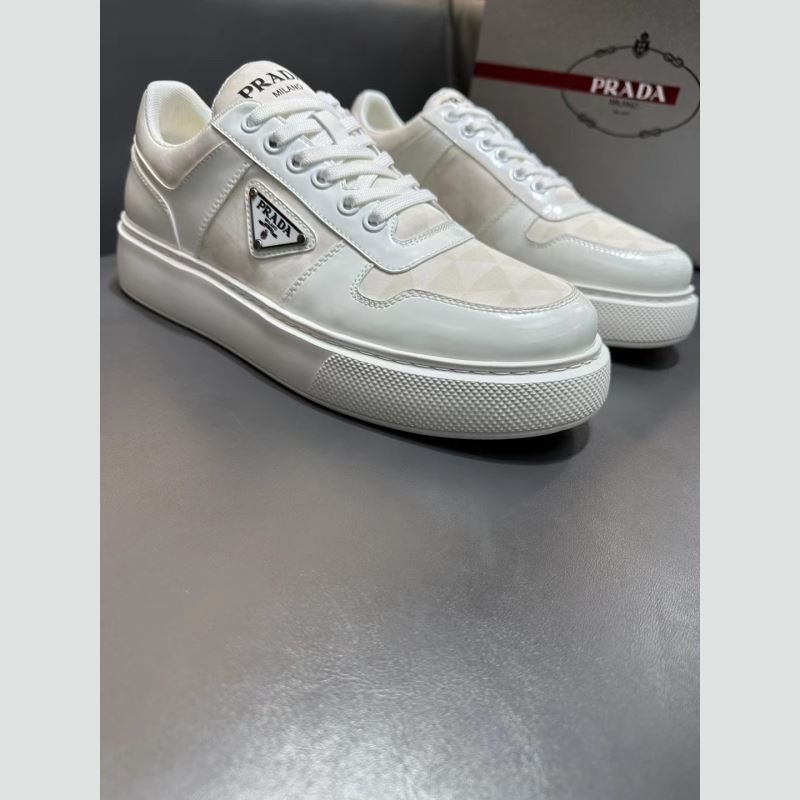 Pra*a sneakers